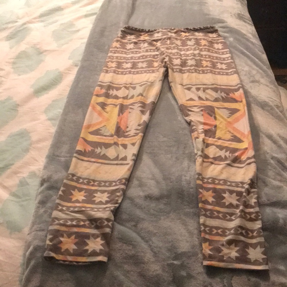 Lularoe leggings tribal print